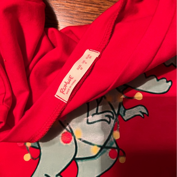 Shirts - Picture 2 of 6